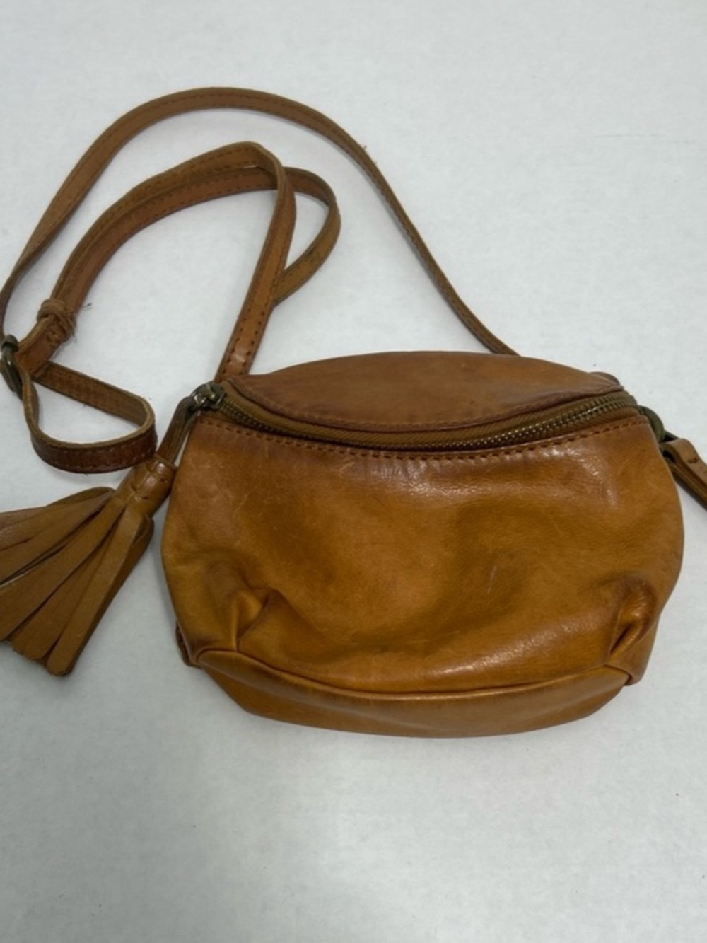 Lucky Brand Cognac Brown Leather Crossbody Bag Tassel Boho Small Saddle Purse